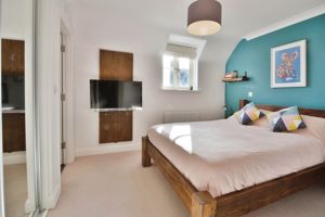 Master bedroom- click for photo gallery